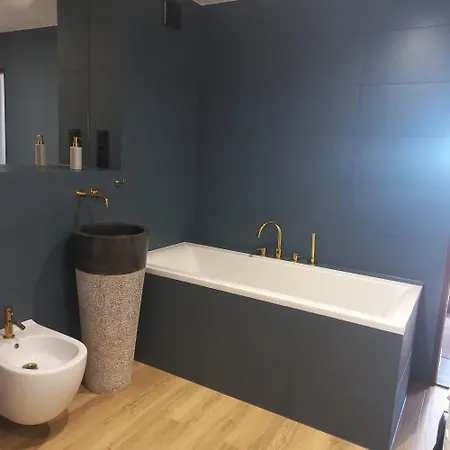 Apartament Rodzinny W Willi Art شقة شكلارسكا بوريبا